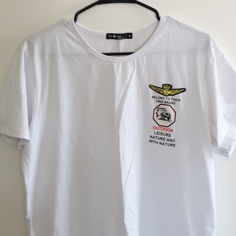 Stretchy/Elastic Trendy White Tee